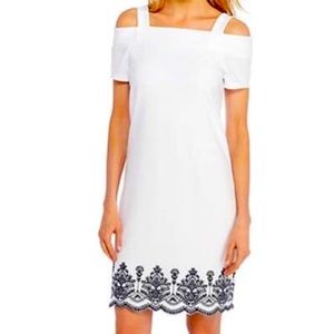 NWTs The Limited Womens Cute White &Navy Cold Shoulder Embroidered Dress Size XL